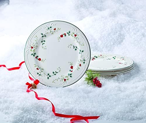 Pfaltzgraff Winterberry Dinner Plates Set of 4