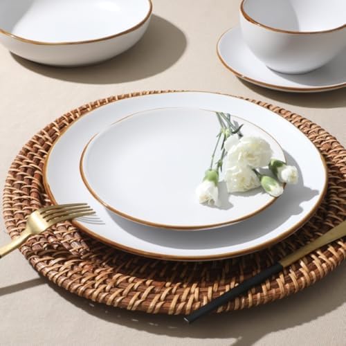 Gibson Home Hazeltine 16 Piece Dinnerware Set - White