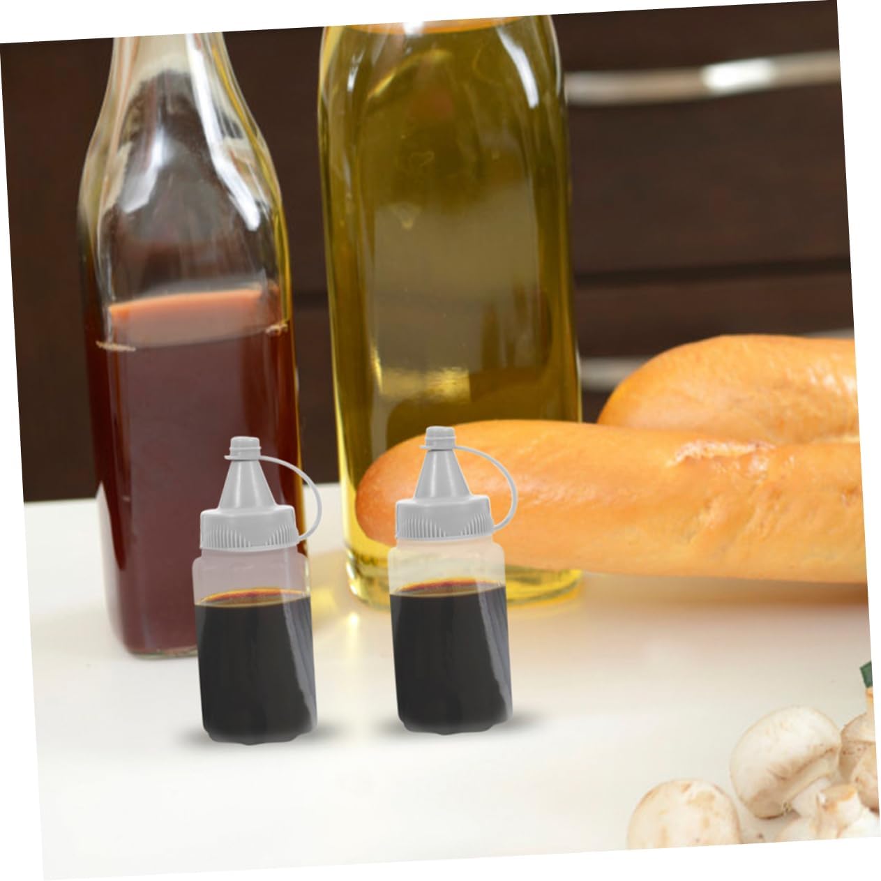 8PCS Reusable Plastic Squeeze Bottles 30ml