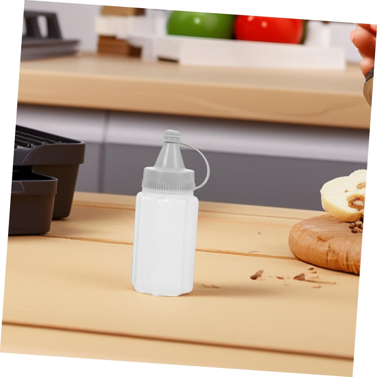 Luxshiny 8PCS Portable Condiment Squeeze Bottles
