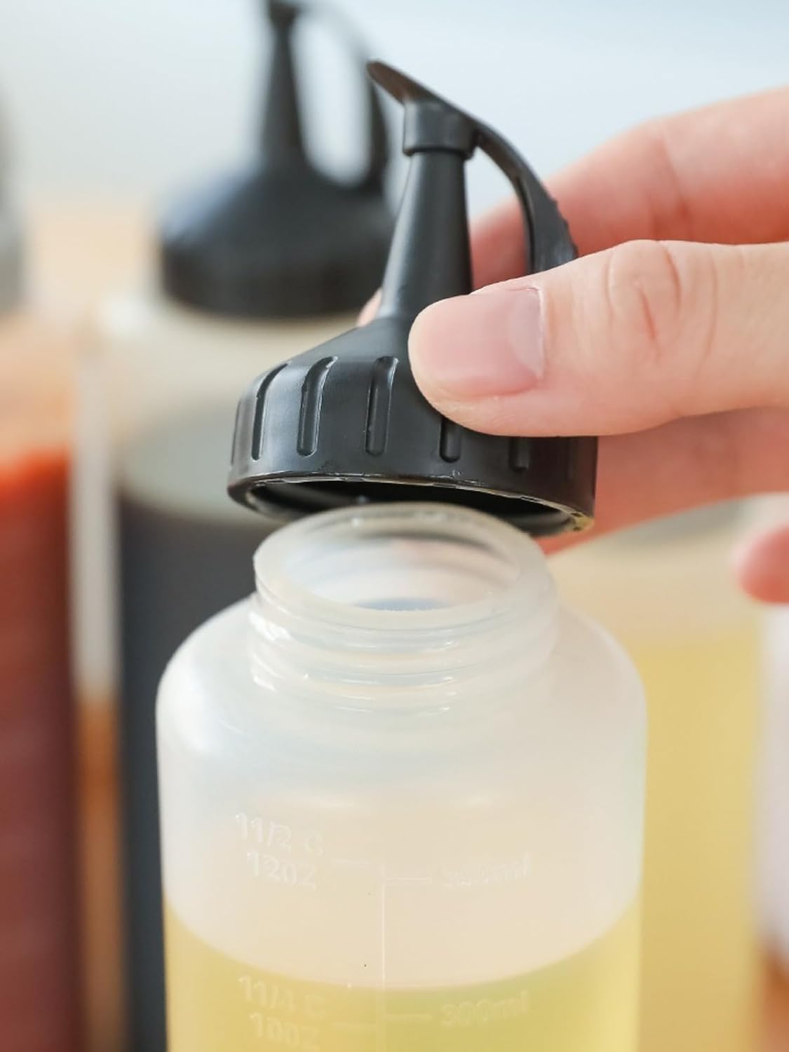 Contorno Belts - Durable Condiment Squeeze Bottle Set