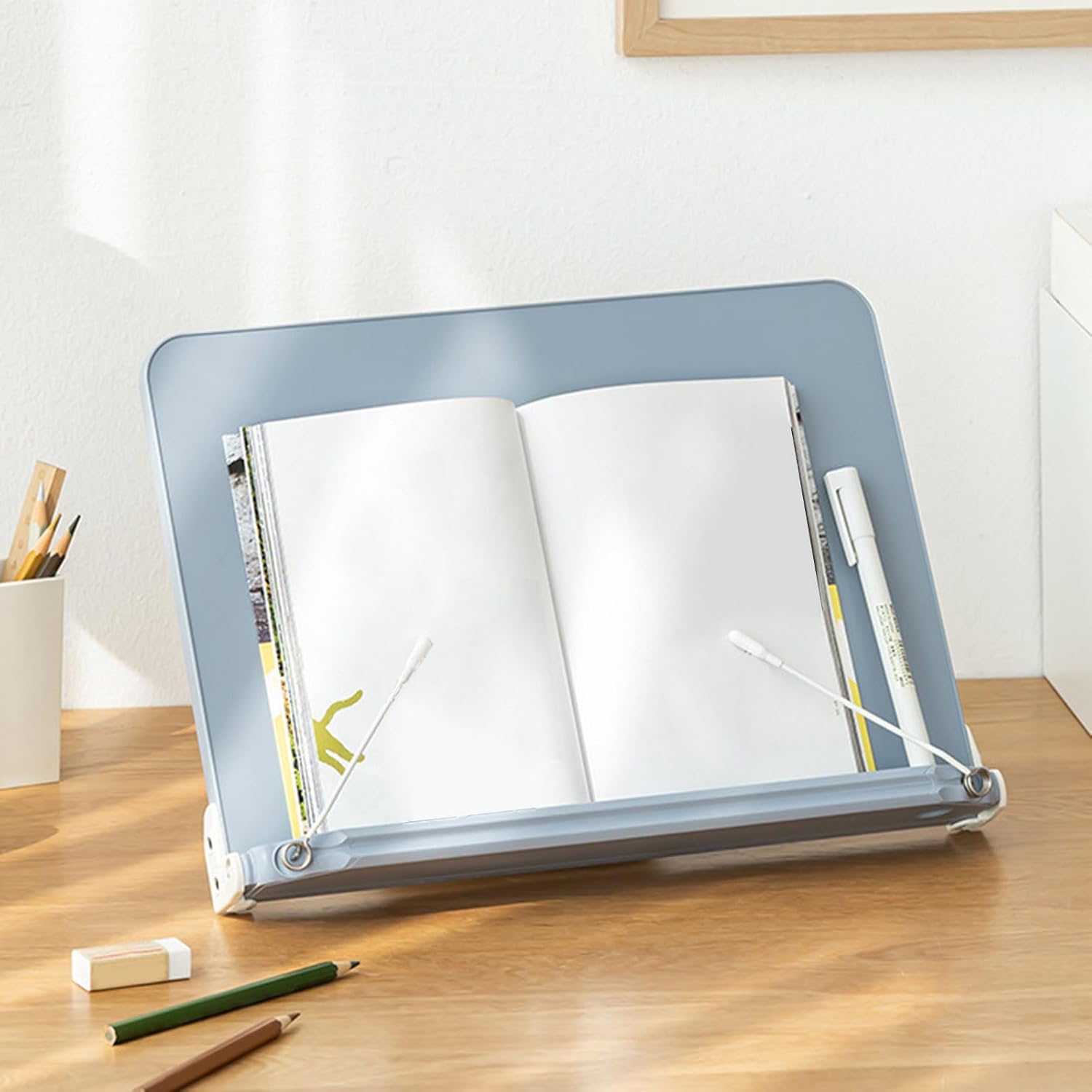 Foldable Cookbooks Stand Adjustable Reading Bracket for Home and School