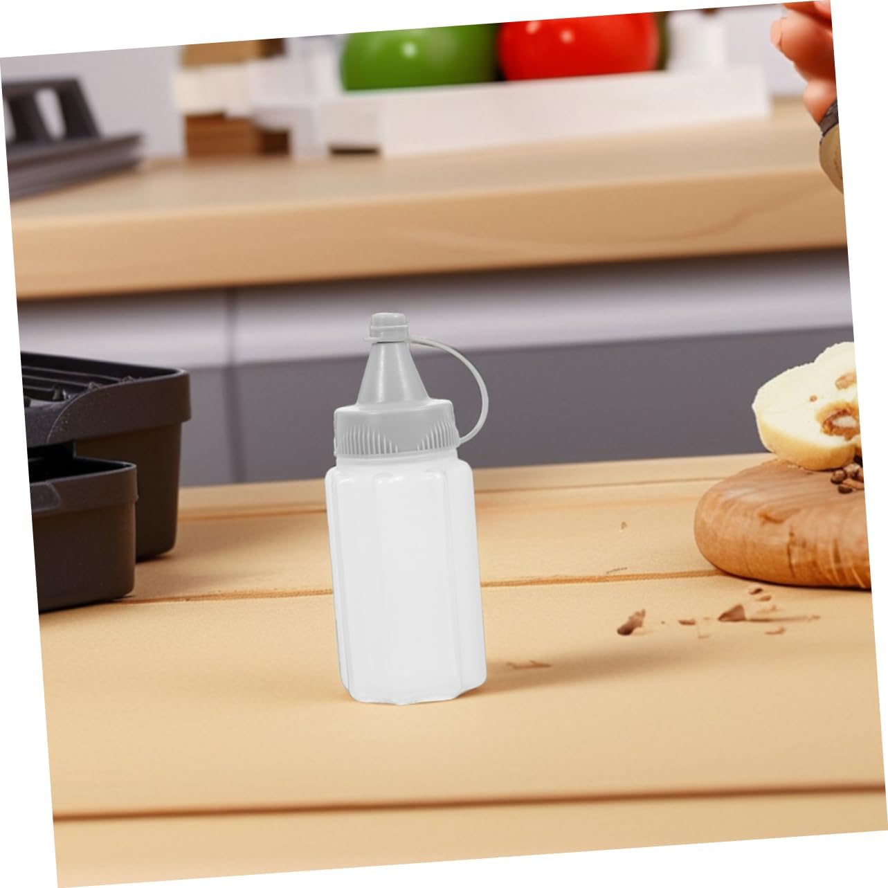 Reusable Plastic Condiment Squeeze Bottles