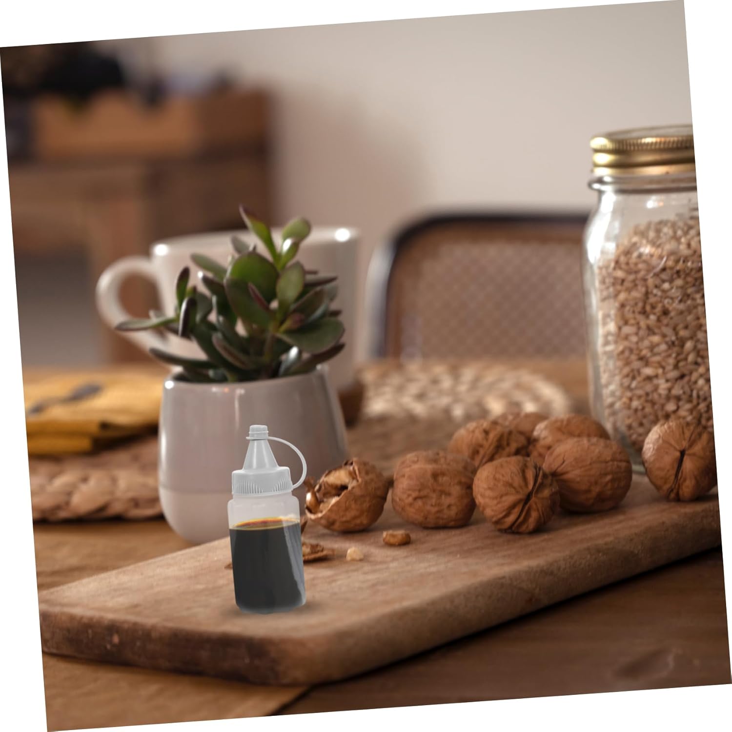 SECFOU Professional Squeeze Condiment Bottles 4-Pack Gray Easy to Use and Durable