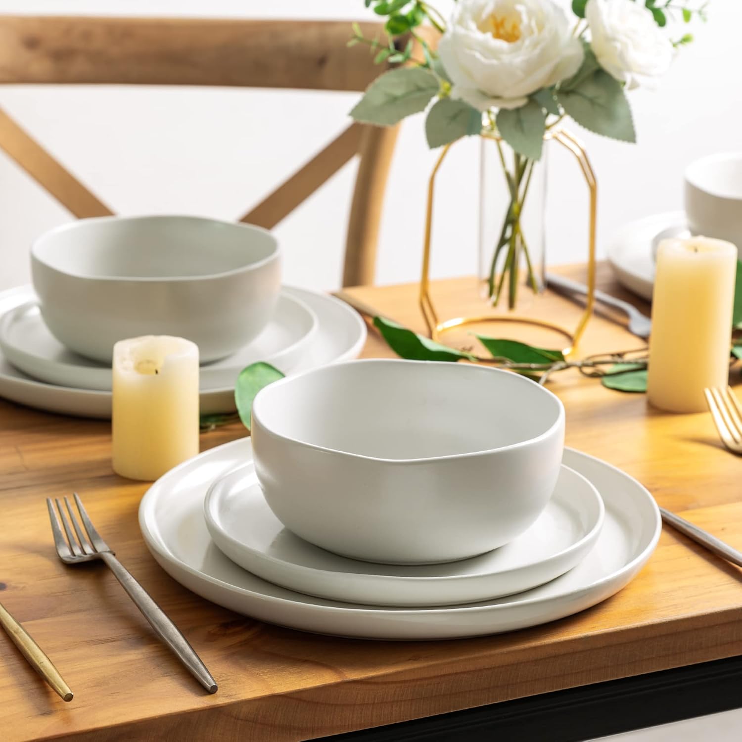 Stylish Wavy Rim Ceramic Dinnerware Set for 4