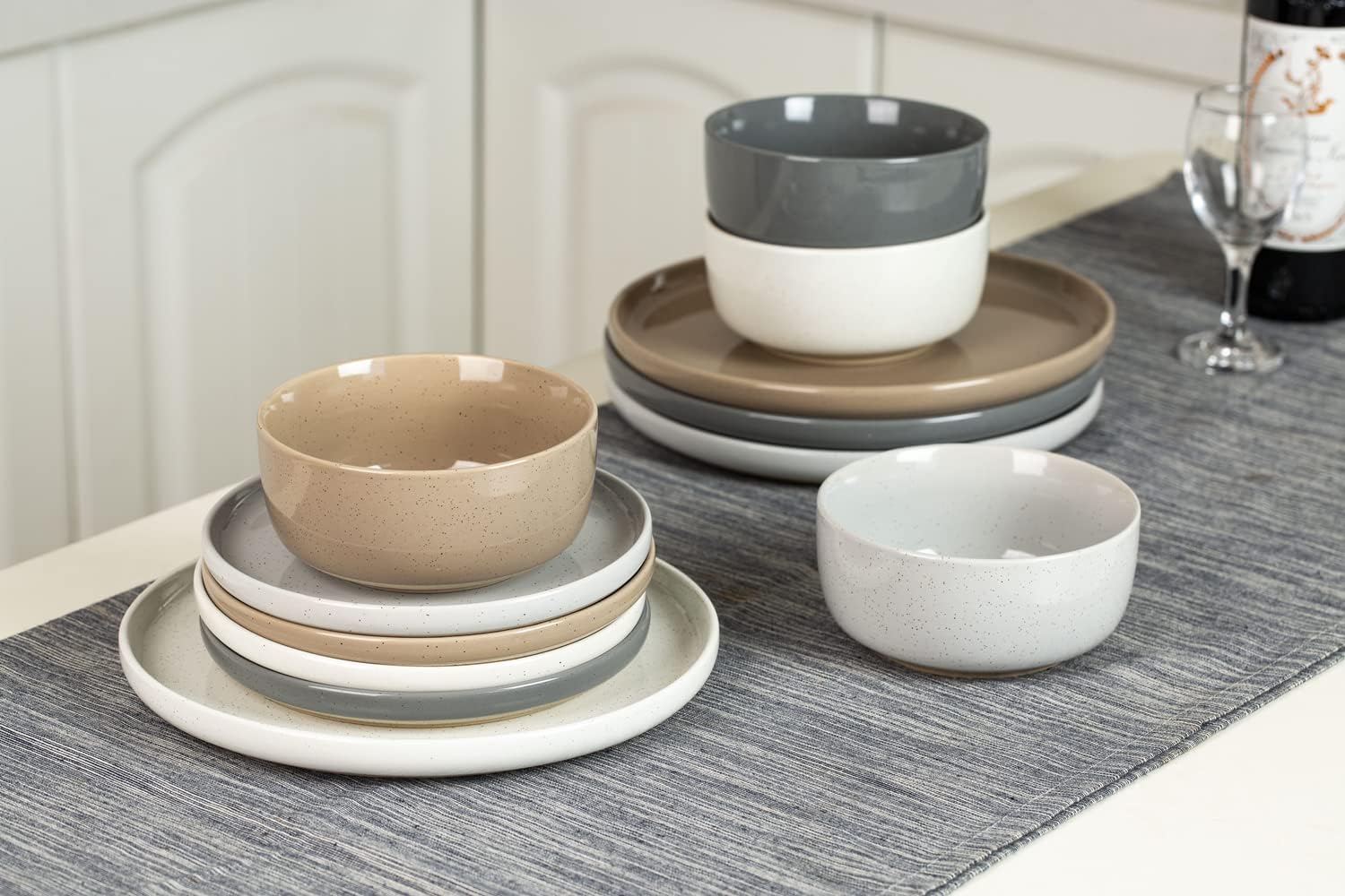 Famiware Milkyway Dinnerware Set 24-Piece for 8