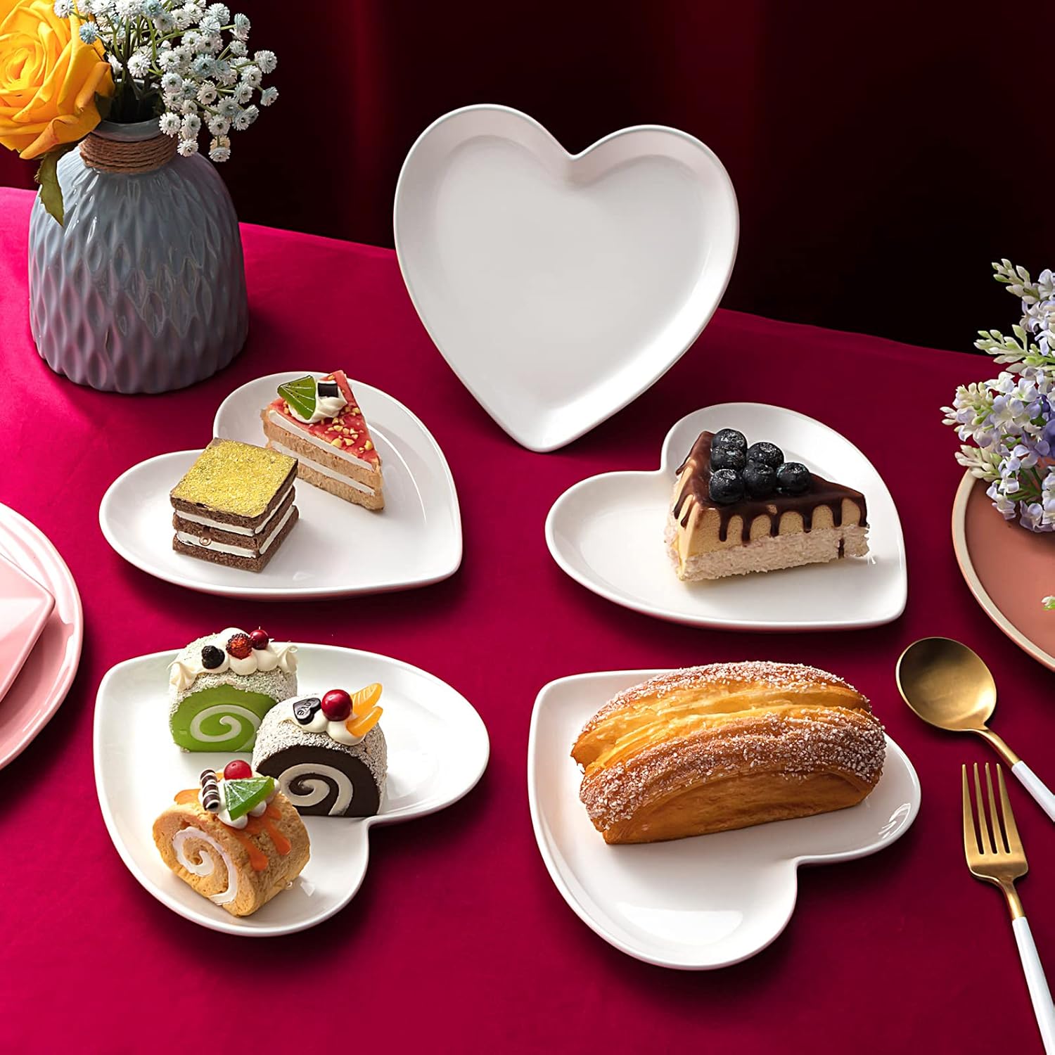 Suclain Heart Shaped Plates 12 Piece Set