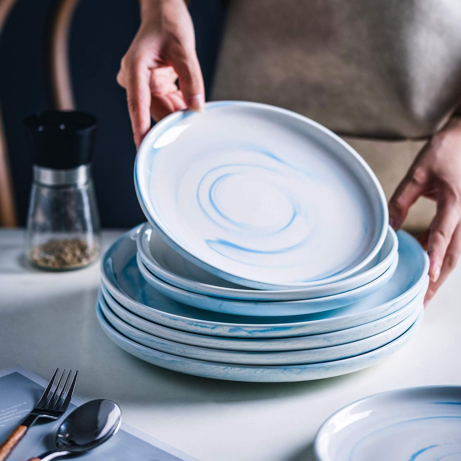 Yundu Blue Marbles 8-inch Ceramic Plates Set of 4 - Microwave Dishwasher Safe
