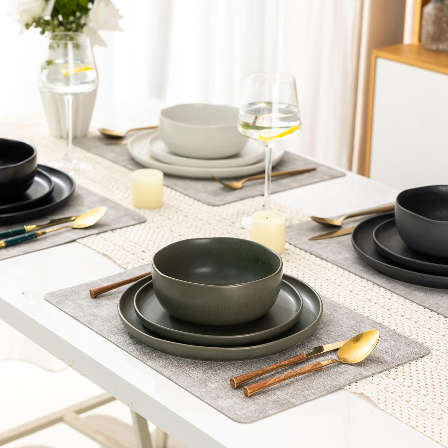 Stylish Wavy Rim Ceramic Dinnerware Set for 4