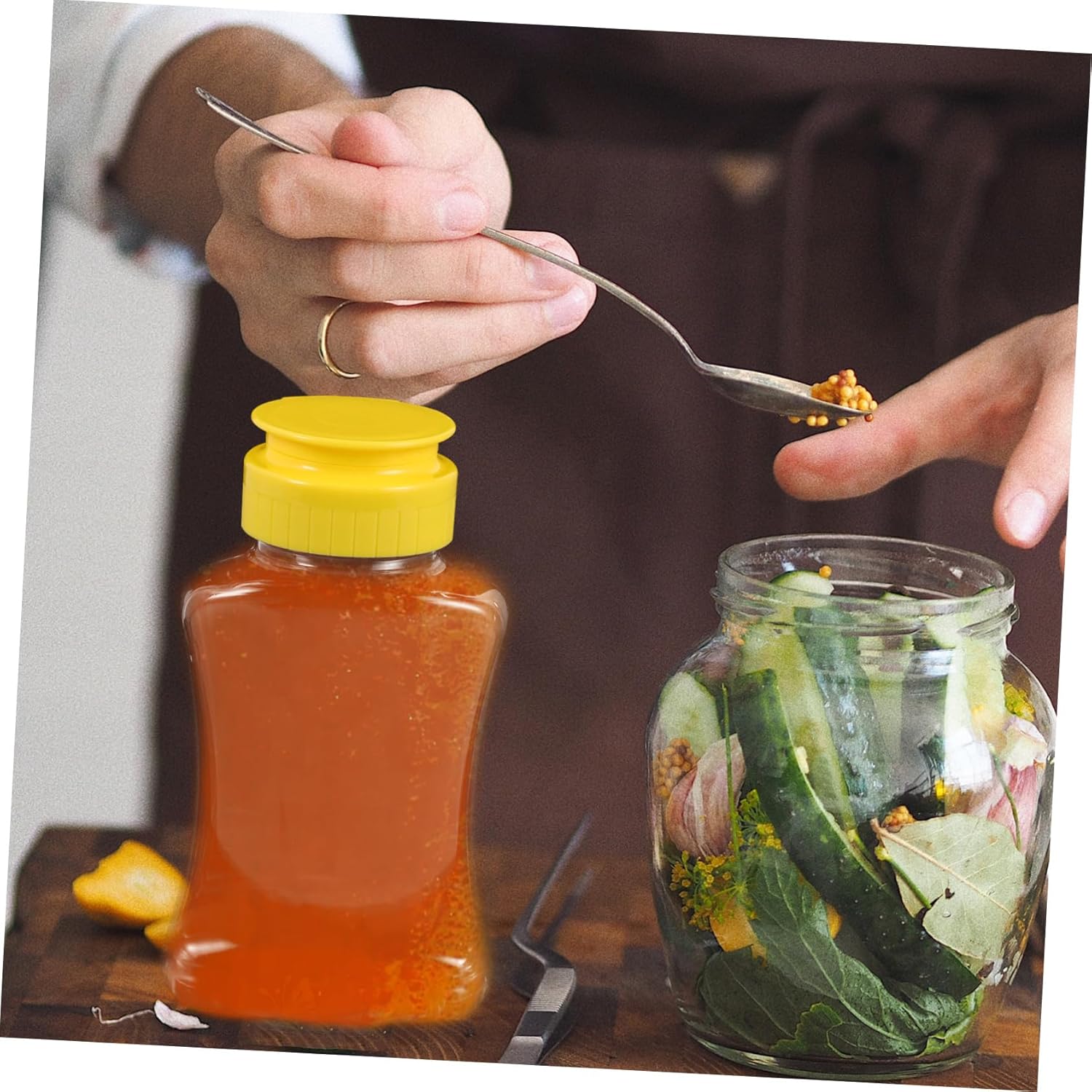 Stay Organization-friendly 180ml Squeeze Bottles for Ketchup Mustard and More