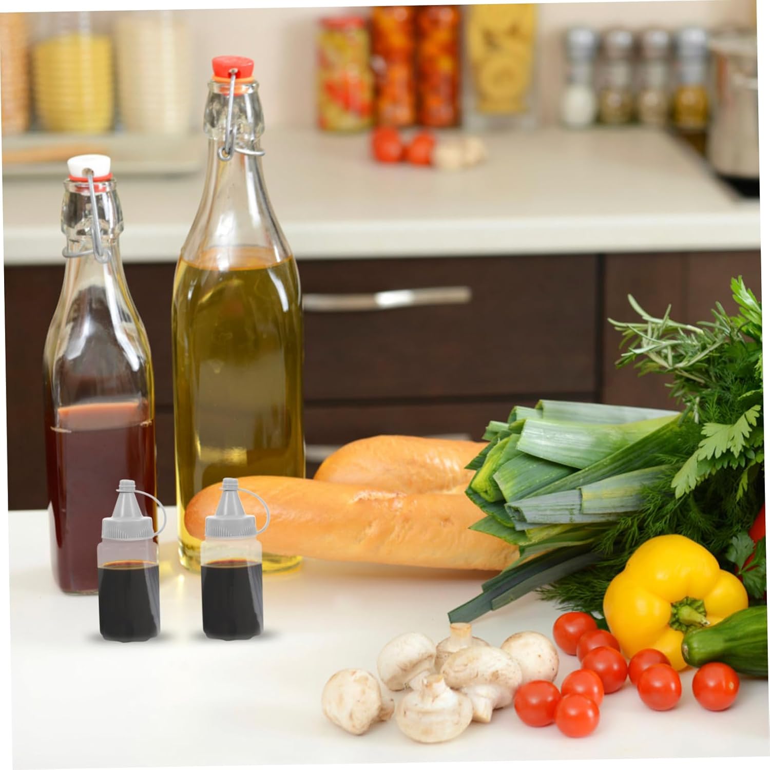 SECFOU Professional Squeeze Condiment Bottles 4-Pack Gray Easy to Use and Durable