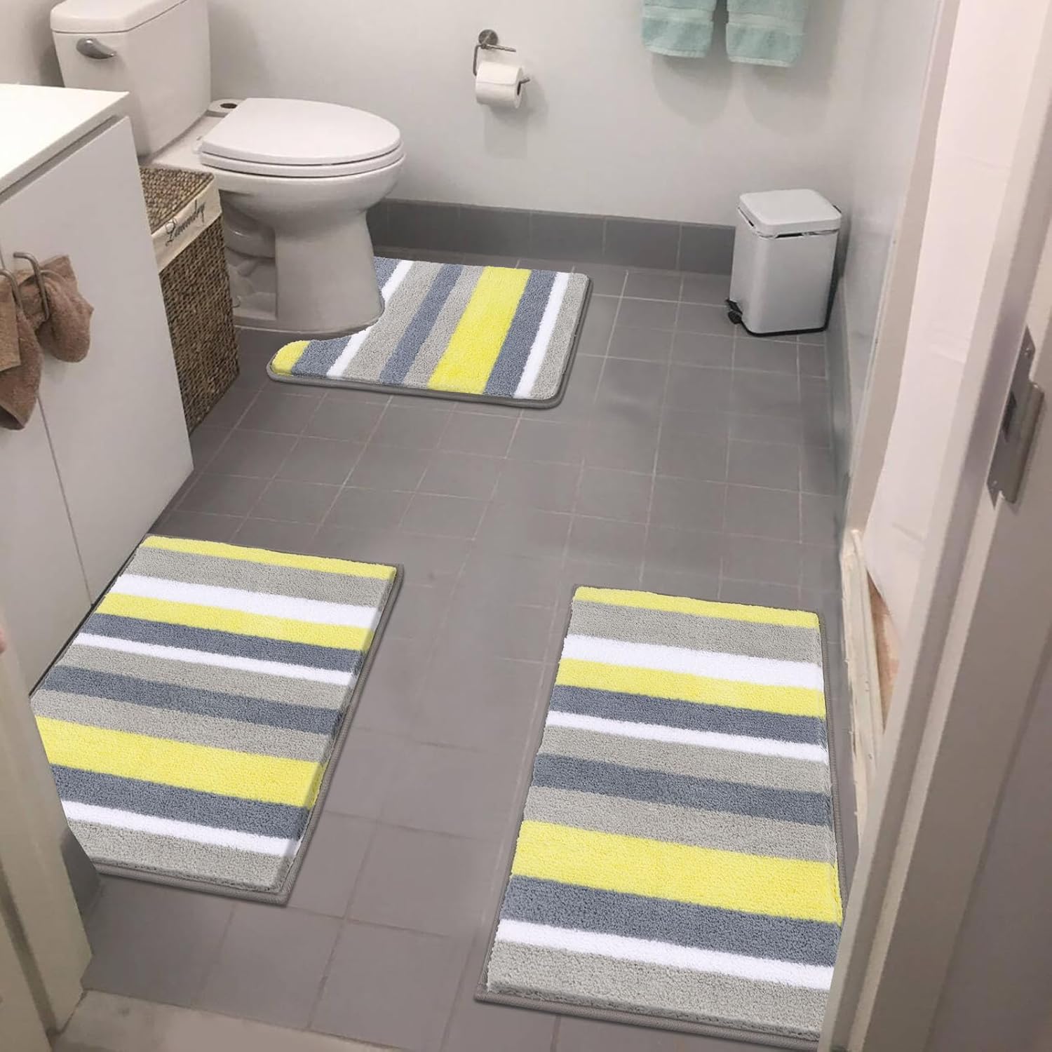 Vaukki 3 Piece Bathroom Rugs Set - Non Slip Shaggy Microfiber Mats
