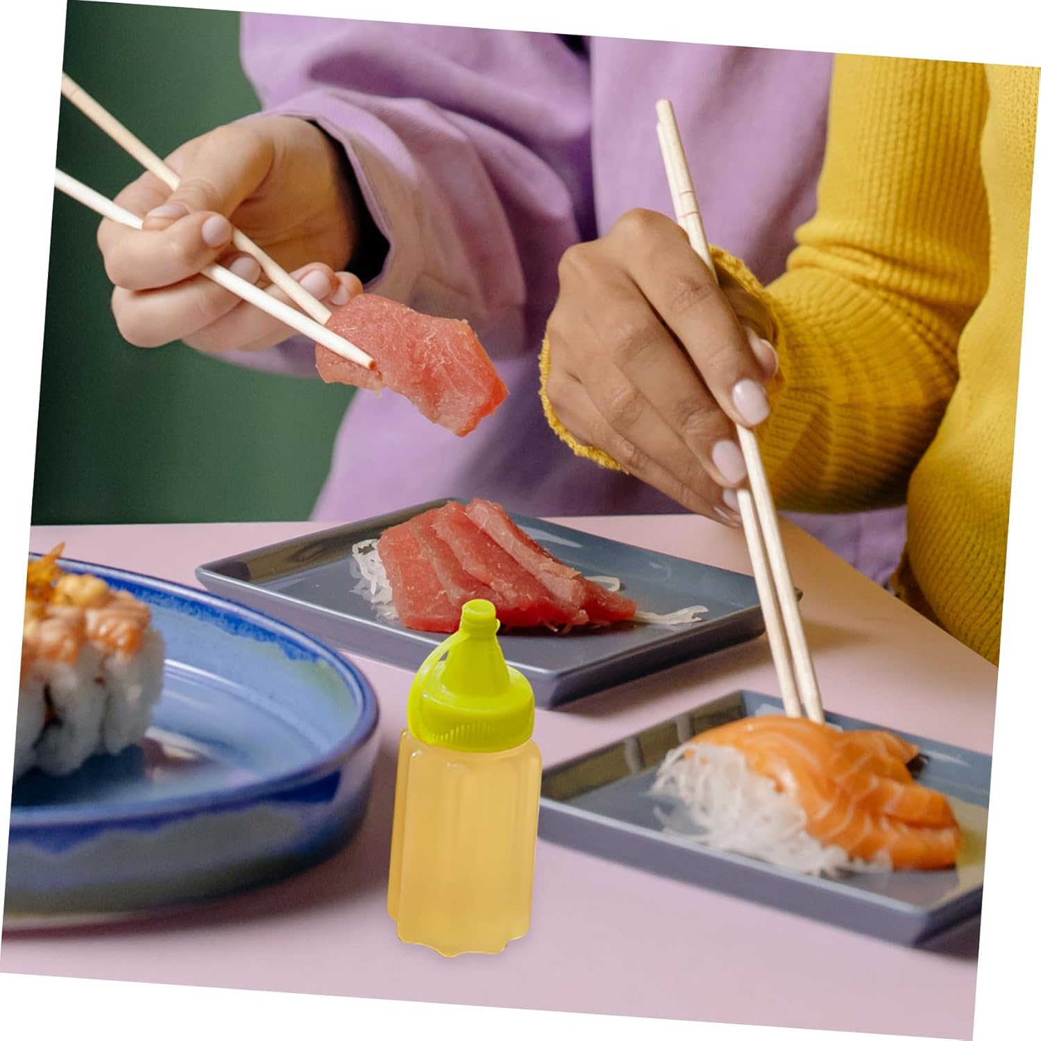 Cabilock Durable and Compact Squeeze Bottle Set for Kitchen BBQ Use