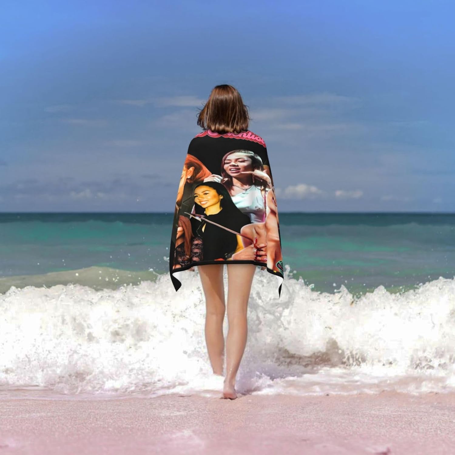 UtxnjsklMariah The Music Scientist Bath Towel
