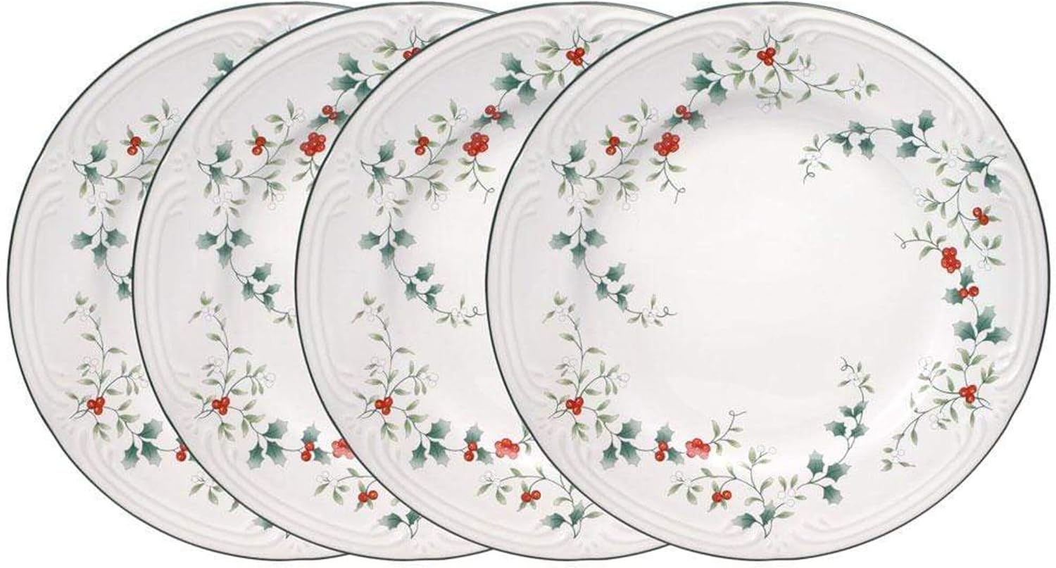 Pfaltzgraff Winterberry Dinner Plates Set of 4