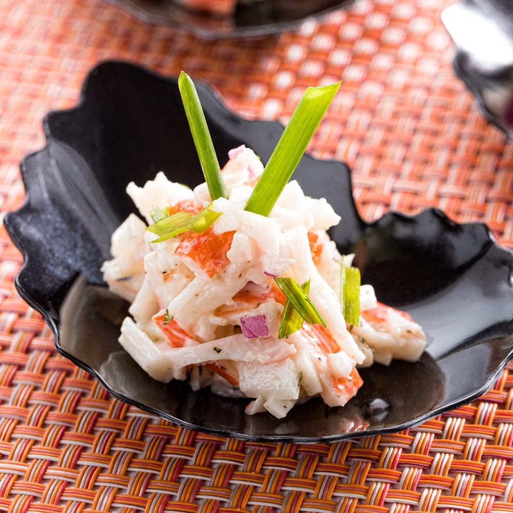 Delightful Seashell Plastic Plates