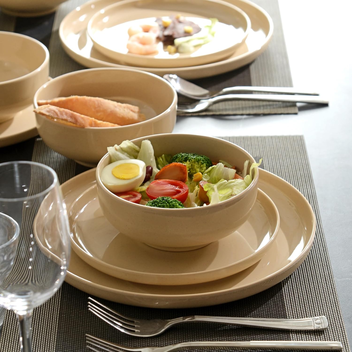 Melamine Dinnerware Set for 4