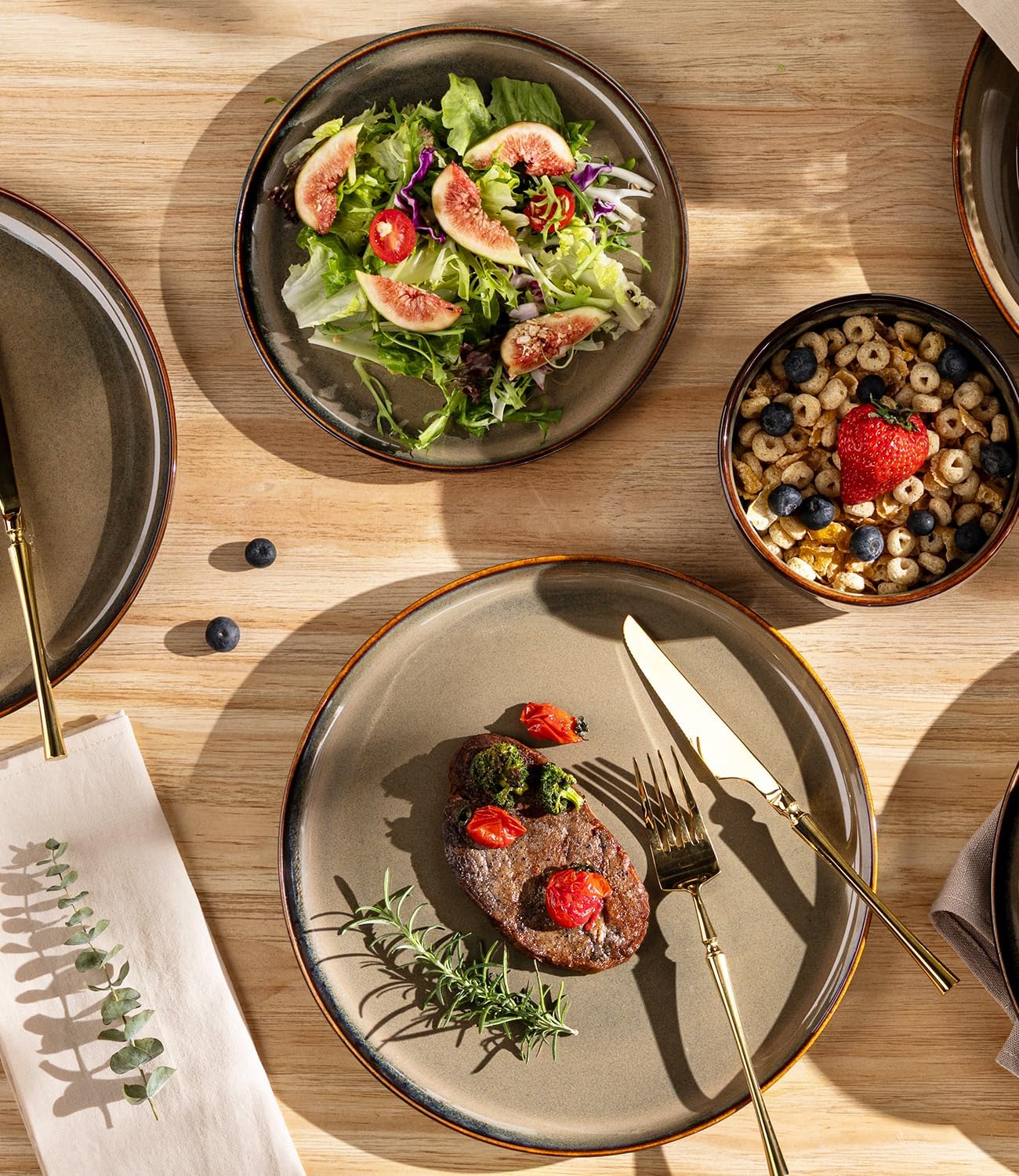 Handmade Ceramic Dinnerware Set for 4