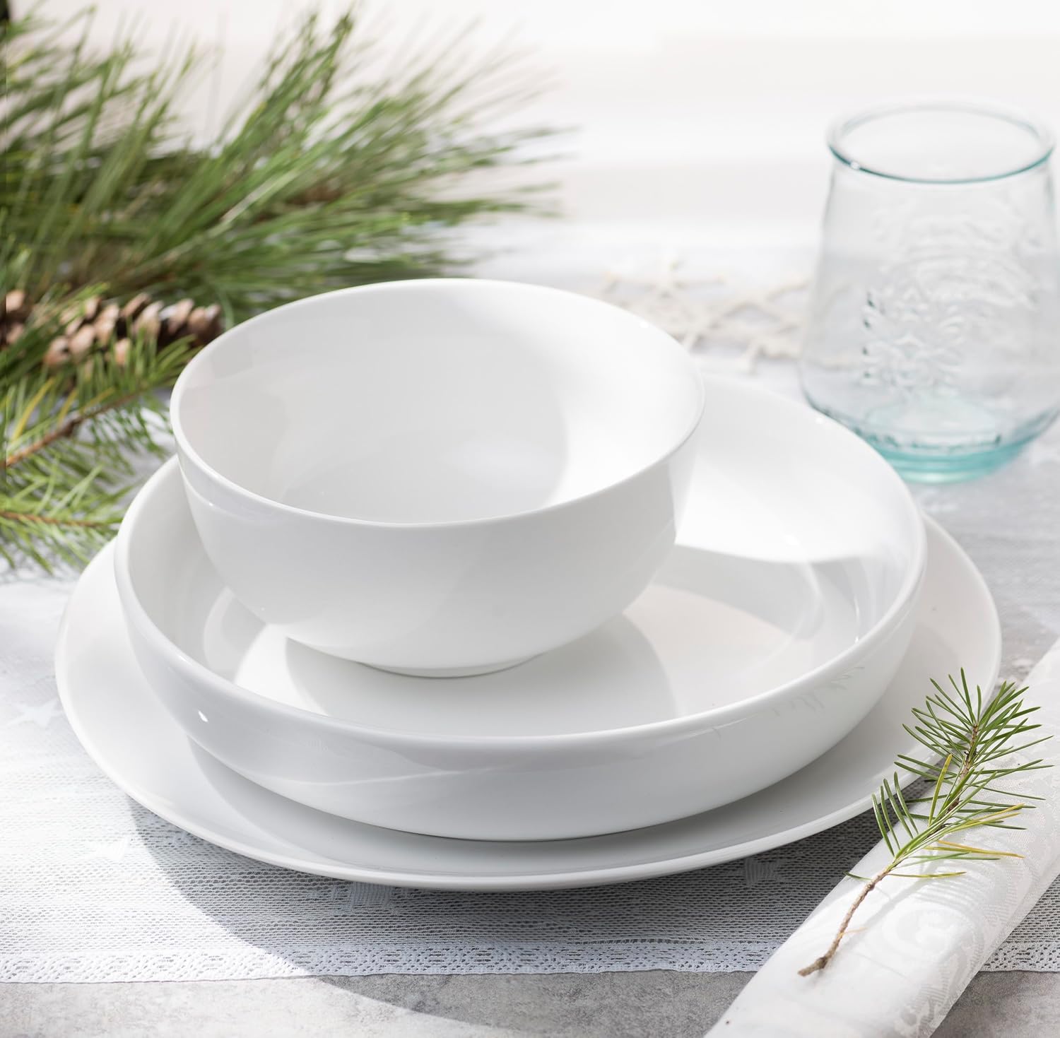 Versatile Dinnerware Set for 4