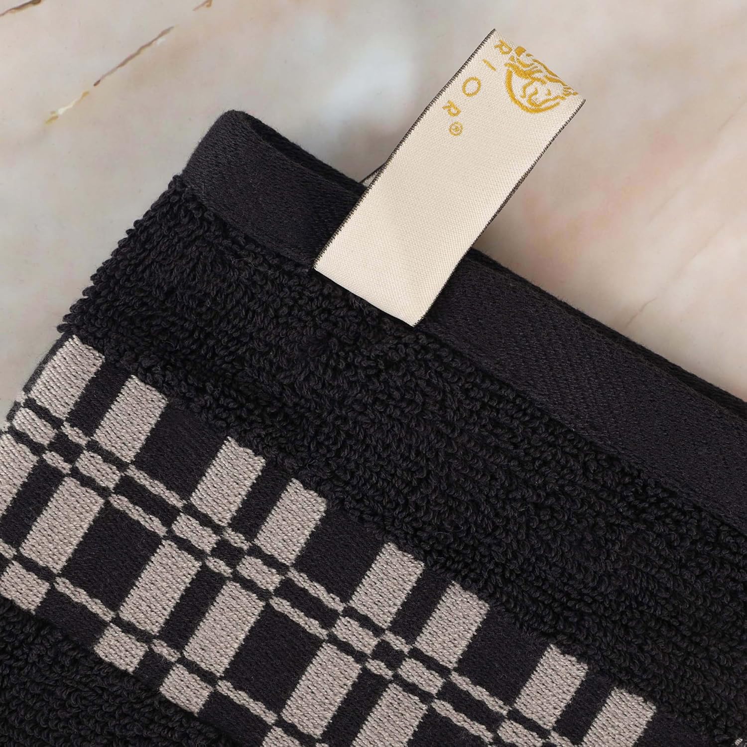 6-Piece Cotton Towel Set with Geometric Design