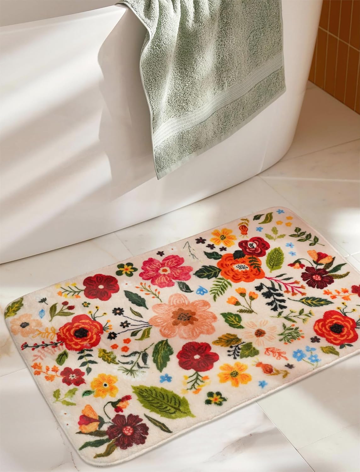 Stylish Non-Slip Bathmat with Soft Floral Design