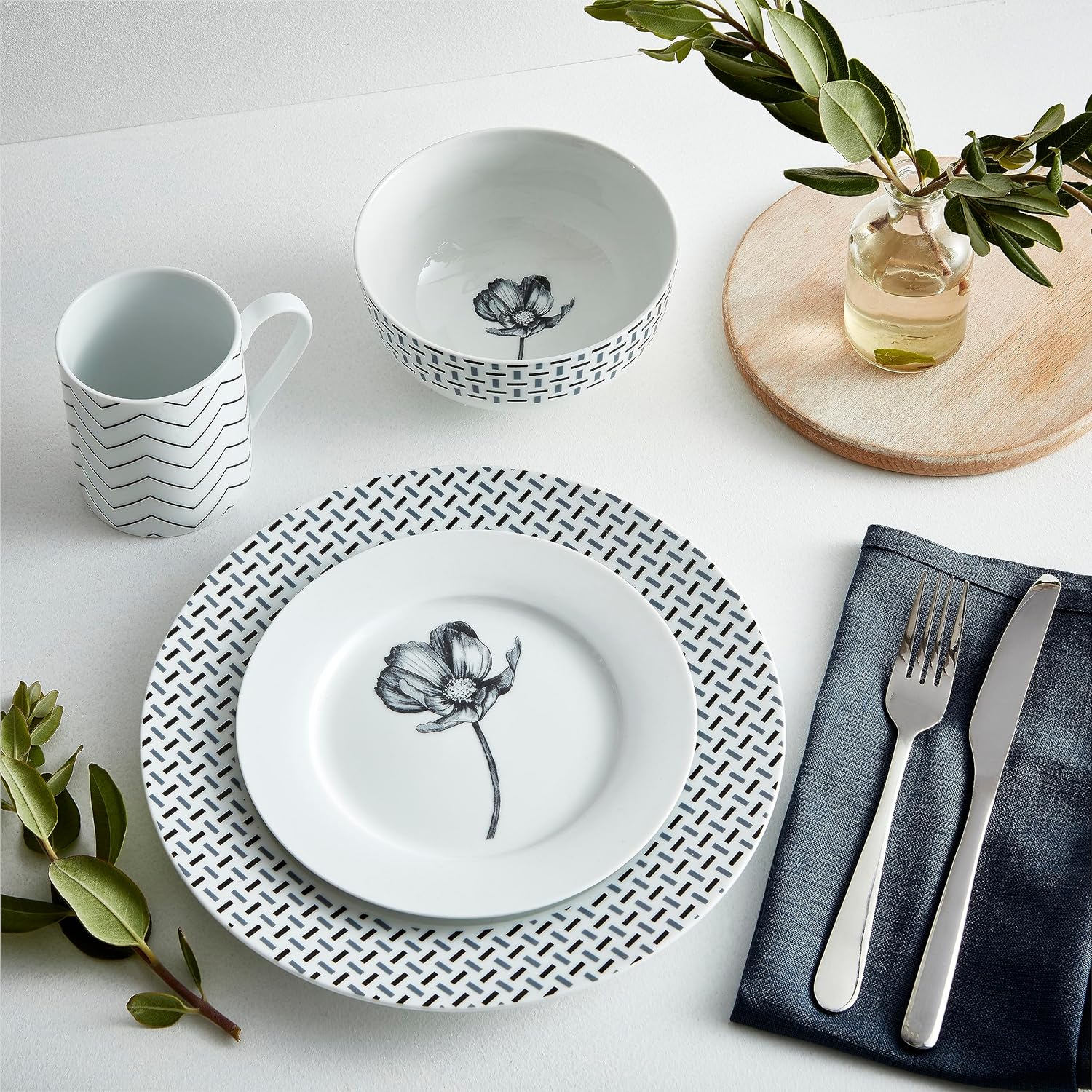 Portmeirion Home Stella 16-Piece Dinner Set